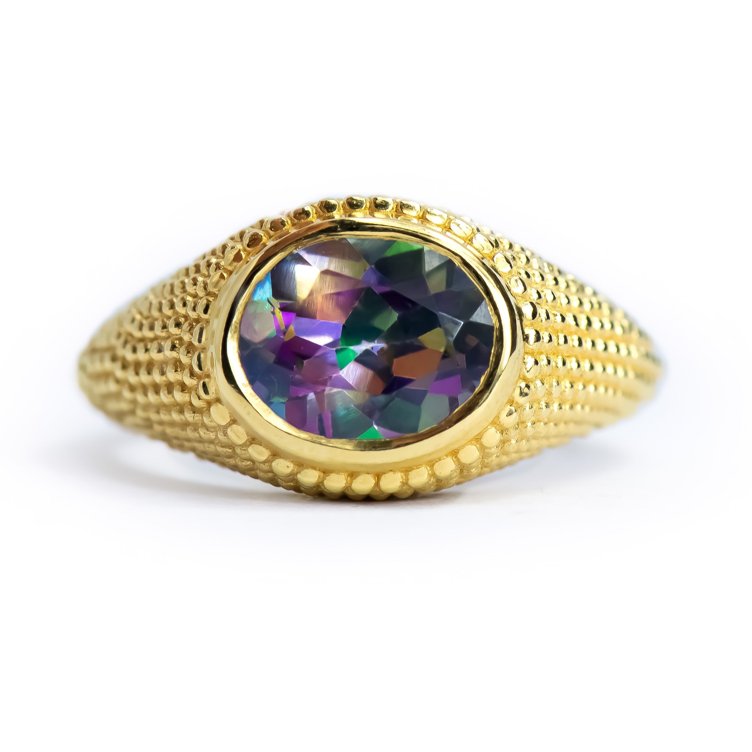 Nubia Oval Mystic Topaz Gelbgoldring Größe 7US