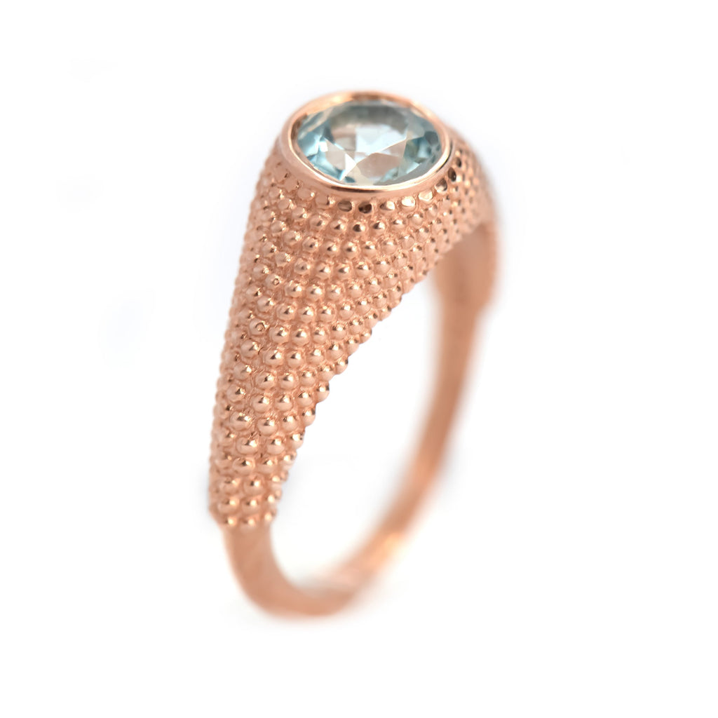 Bague Nubia en or rose avec topaze bleue ronde, taille 7,5 US