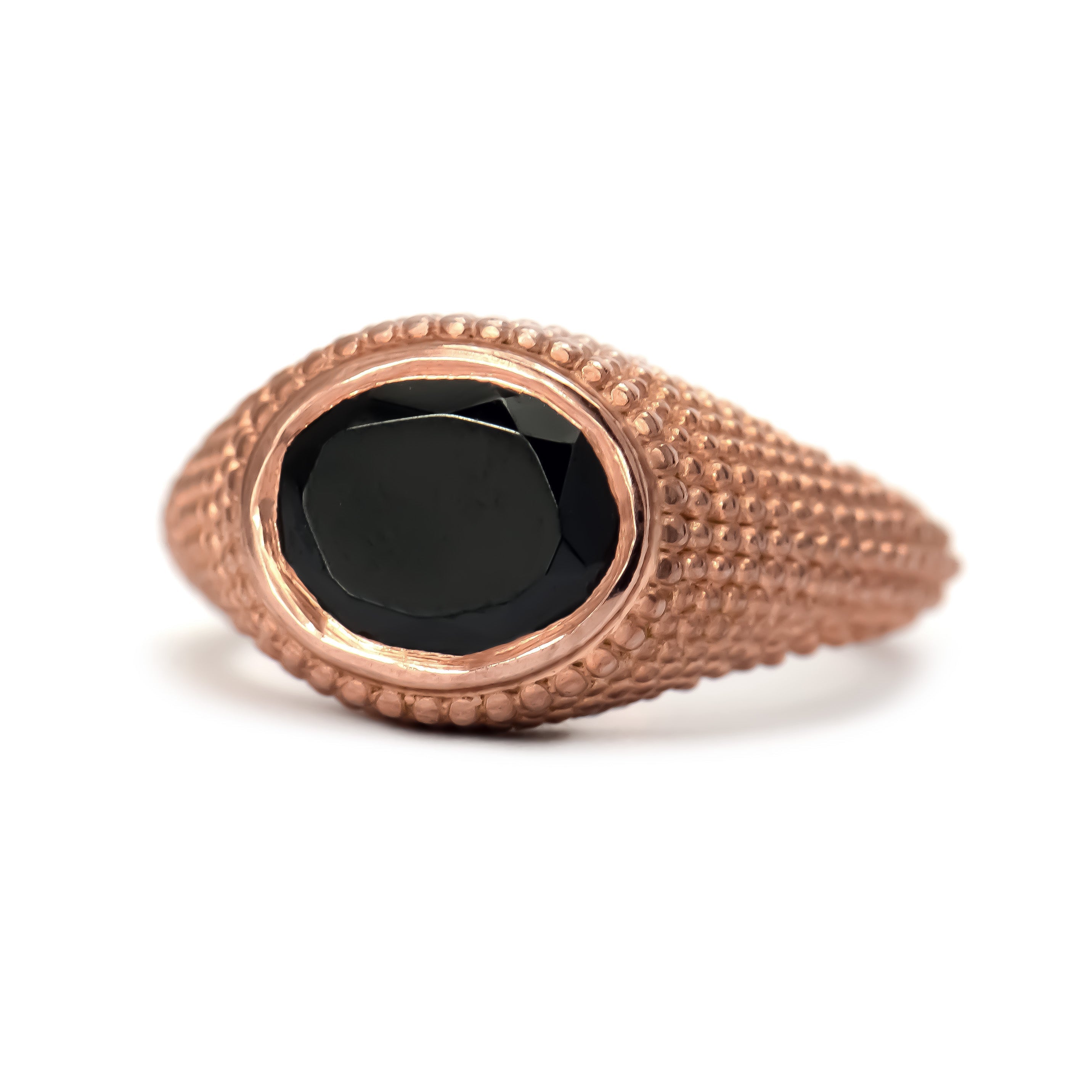 Nubia Ovaler Ring aus schwarzem Spinell, Roségold, Größe 7 (US)