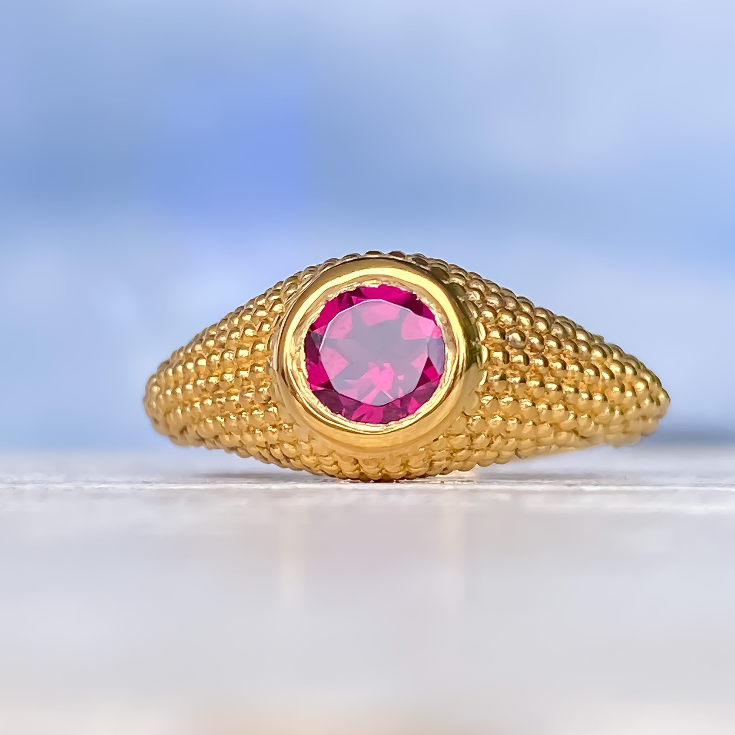Bague Nubia en or jaune et rhodolite ronde, taille 7,25 US