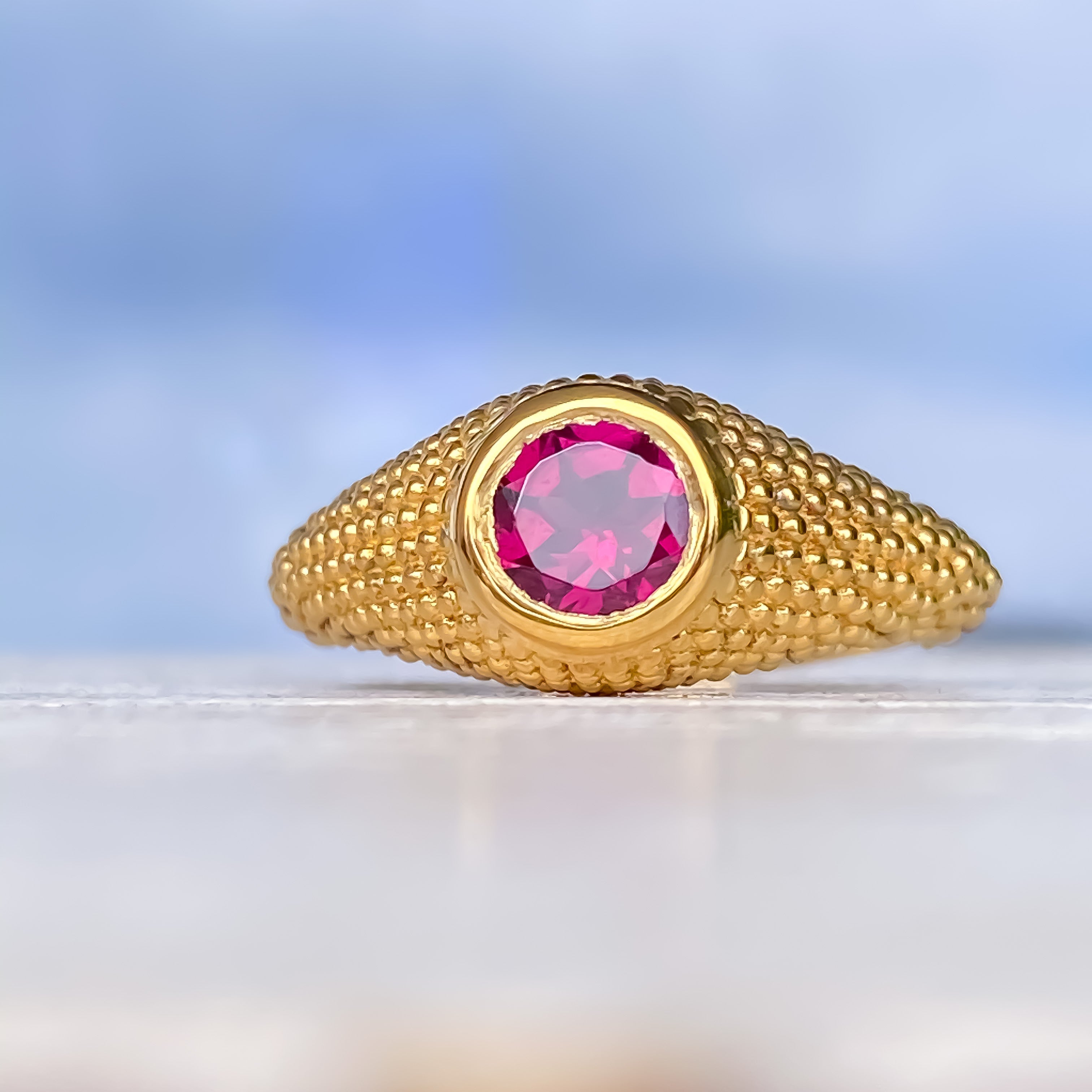 Bague Nubia en or jaune et rhodolite ronde, taille 7,25 US